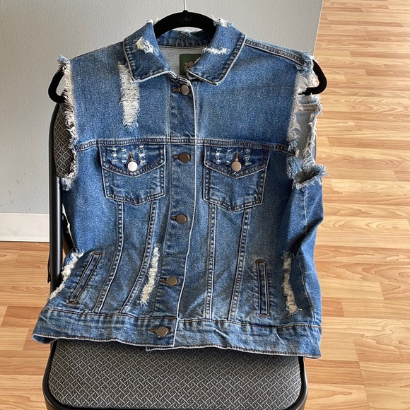 Wild Fable Distressed Jean Vest - Picture 1 of 5